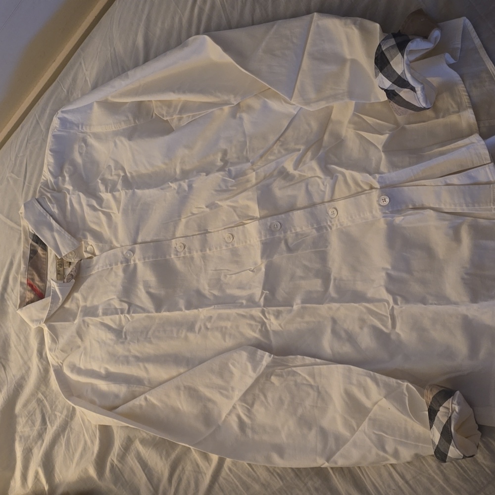 Burberry button up women top